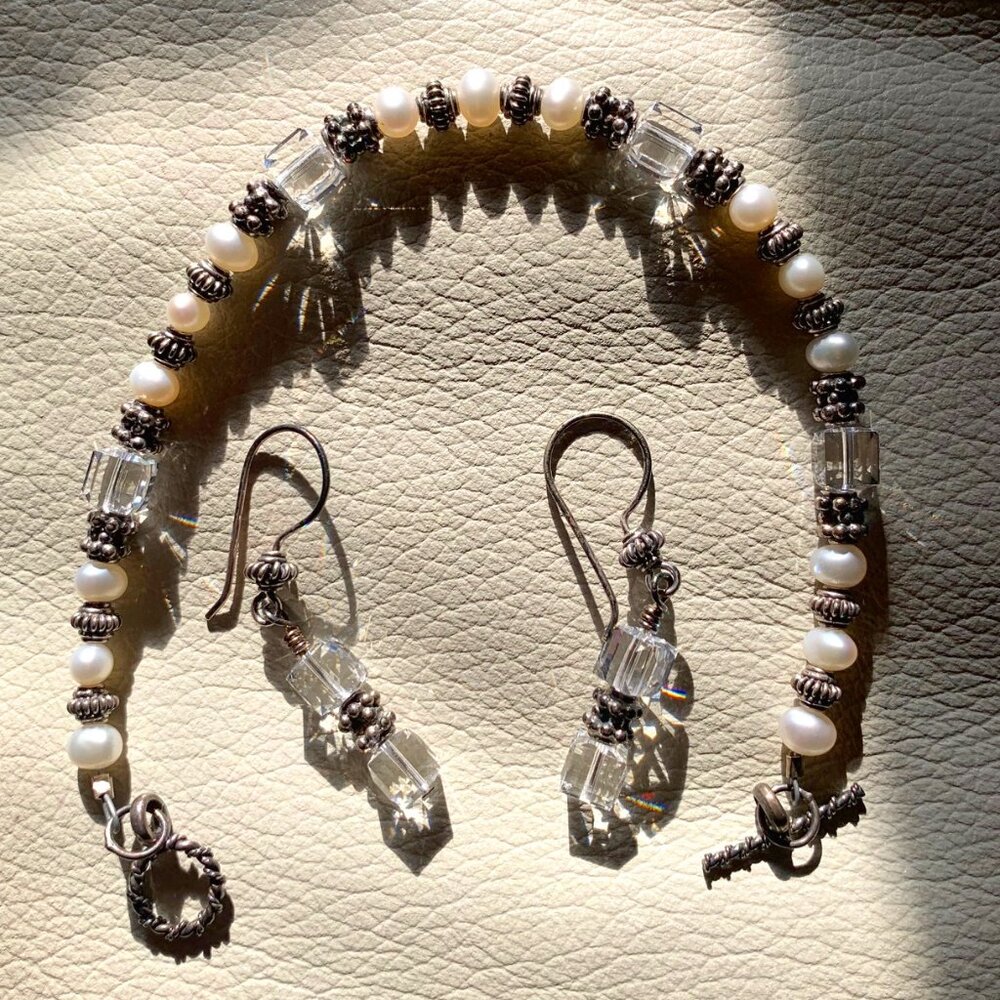 Swarovski crystals bracelet and earrings